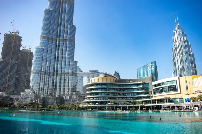 Visit Dubai: Dubai Mall