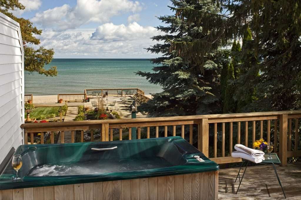 Huron House Bed and Breakfast in Oscoda, Michigan